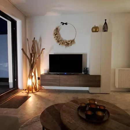 Апартаменты Thalassa 501 *